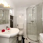 Luxury House With Pool Дом отдыха Трогир