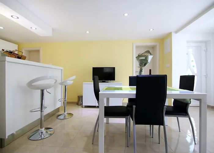 Nyaraló Luxury House With Pool *