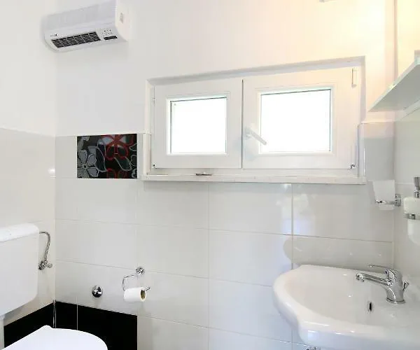 Nyaraló Luxury House With Pool *