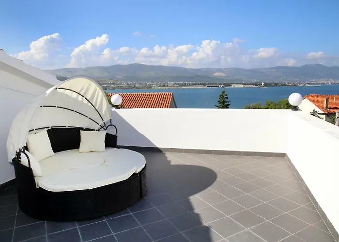 Luxury House With Pool Nyaraló *