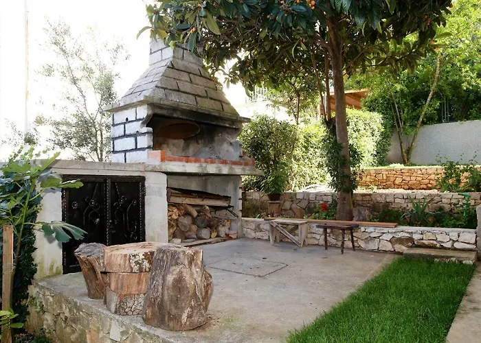 Nyaraló Luxury House With Pool Trogir